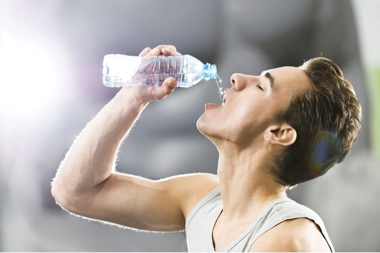Top 5 Benefits of Using a Water Dispenser at Home or Office