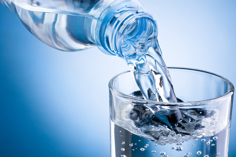 Bottled Water vs. Tap Water – What Should You Be Drinking?